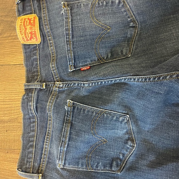 Levi’s Women's Blue Jeans - Picture 6 of 8